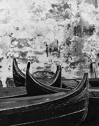 Venice. Wall and boats, 1956 c.
