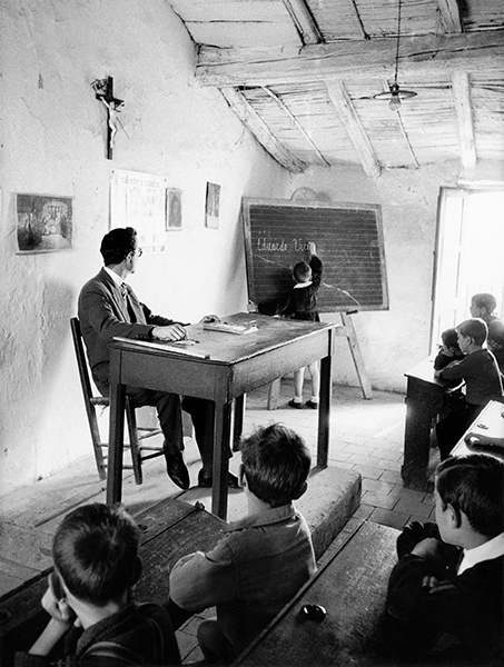 School in Rocca Imperiale (Calabria), 1954